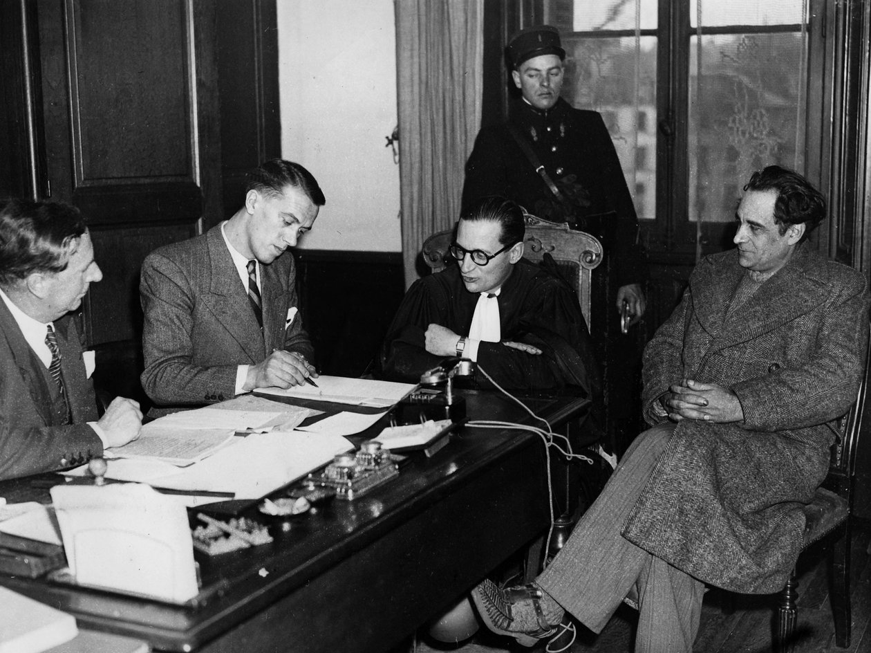 Marcel Petiot med sin advokat Rene Floriot, Petiot-affæren, ca. 1946 (s/h-foto) af Unknown photographer