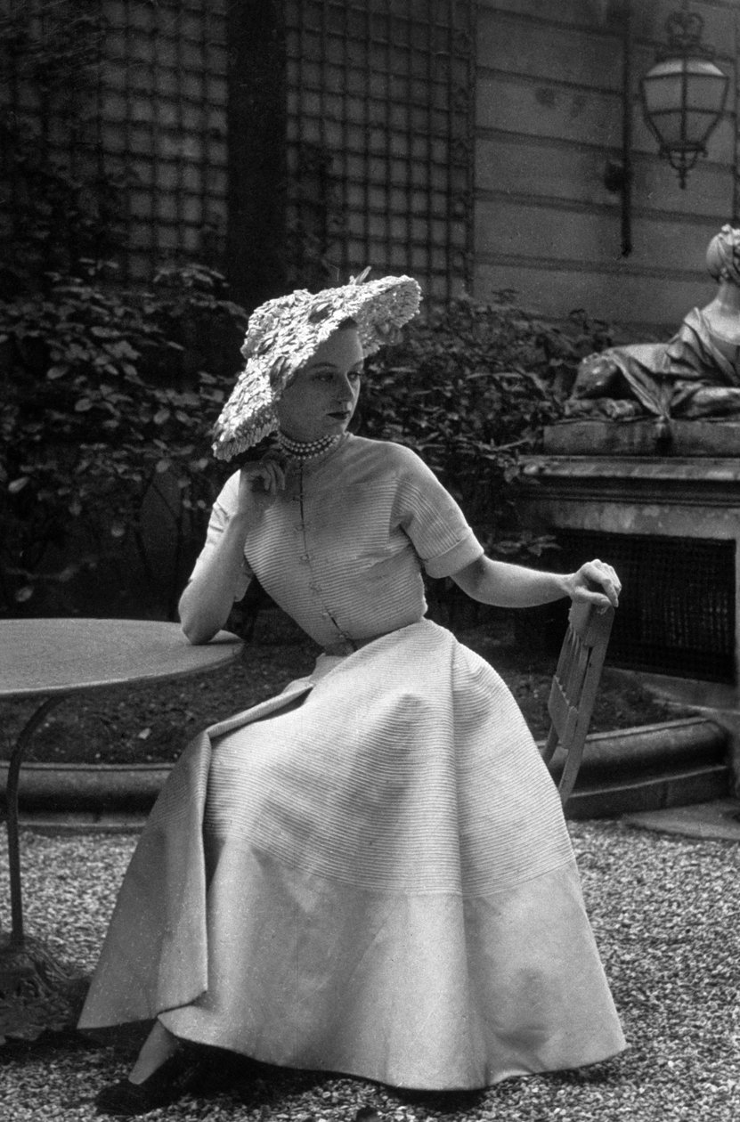 Mode Dior i 1948: Robe "New Look" de Christian Dior (foto) af Unknown photographer