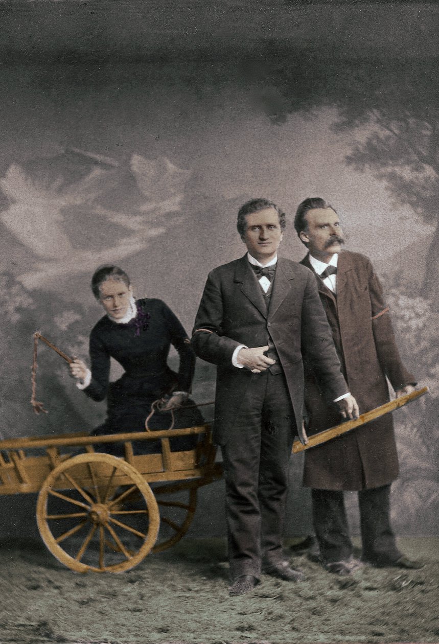 Paul Ree (1849-1901) engelsk filosof - Lou Andreas-Salome (1861-1937) (Andreas Salome) russisk psykoanalytiker - Friedrich Nietzsche (1844-1900) tysk filosof - maj 1882 (Lucerne, Atelier Jules Bonnet) - numerisk farvelægning af Unknown photographer