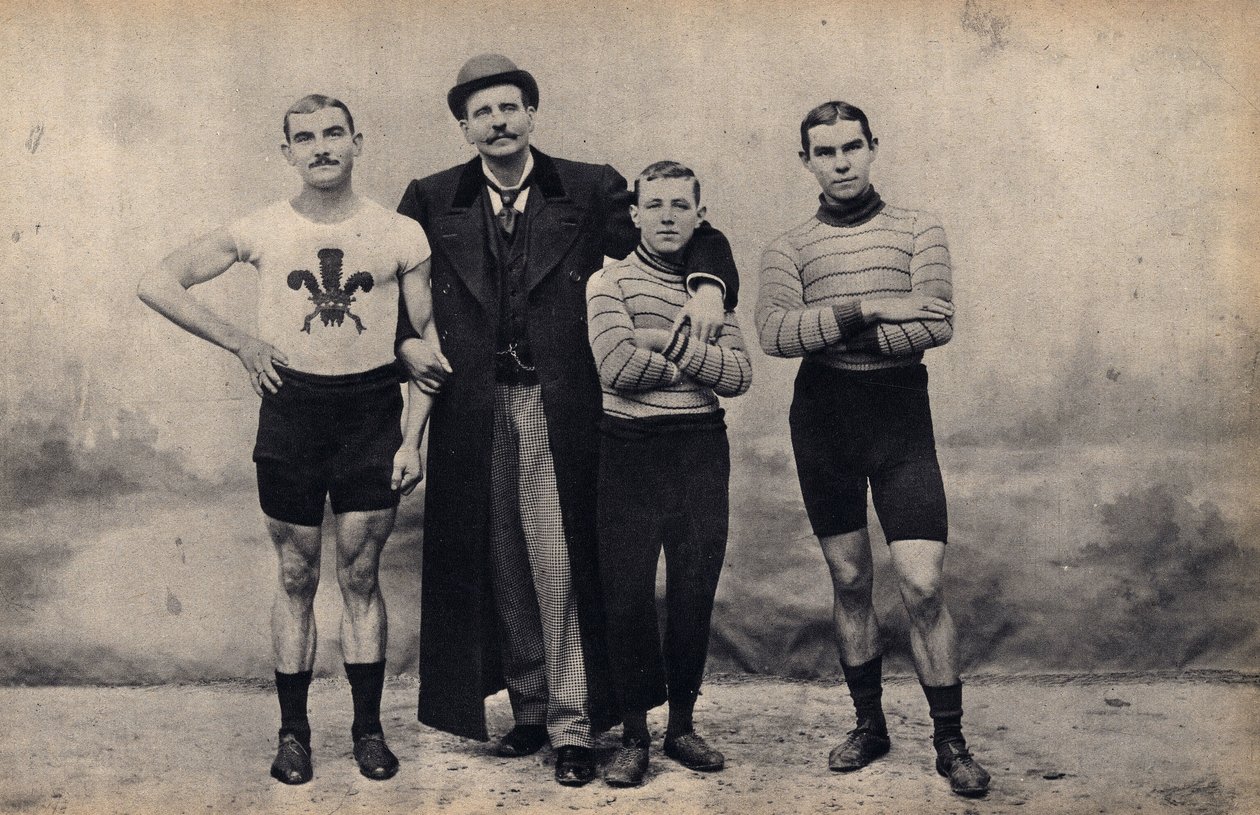 Portræt af Gladiator cykelholdet. Fotografi, slutningen af det 19. århundrede, Paris. Saml. Selva. af Unknown photographer