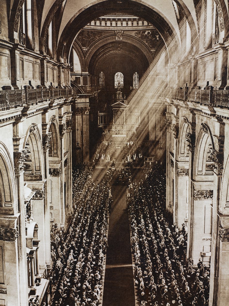 Solstråler i St Paul Cathedral under gudstjenesten for Kong George V