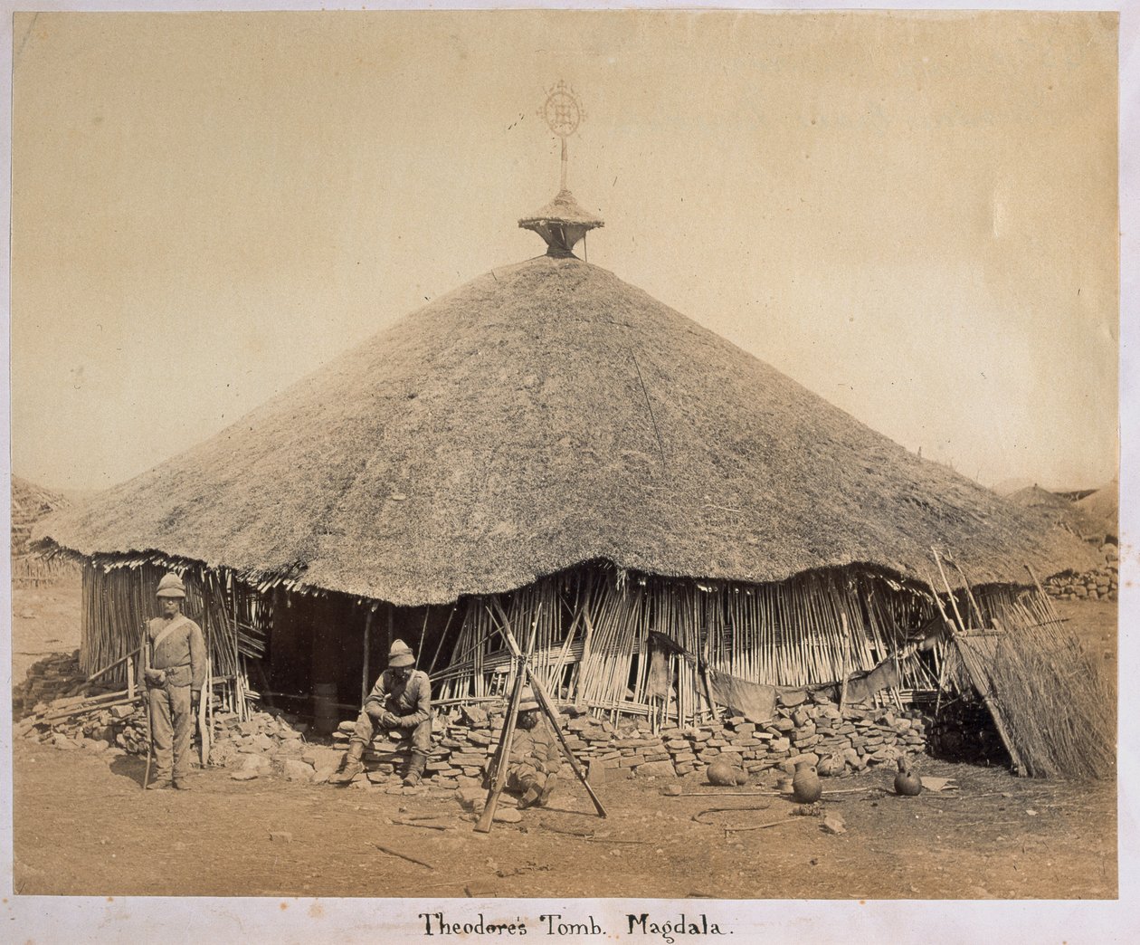 Theodors grav, Magdala, Abessinien af Unknown photographer