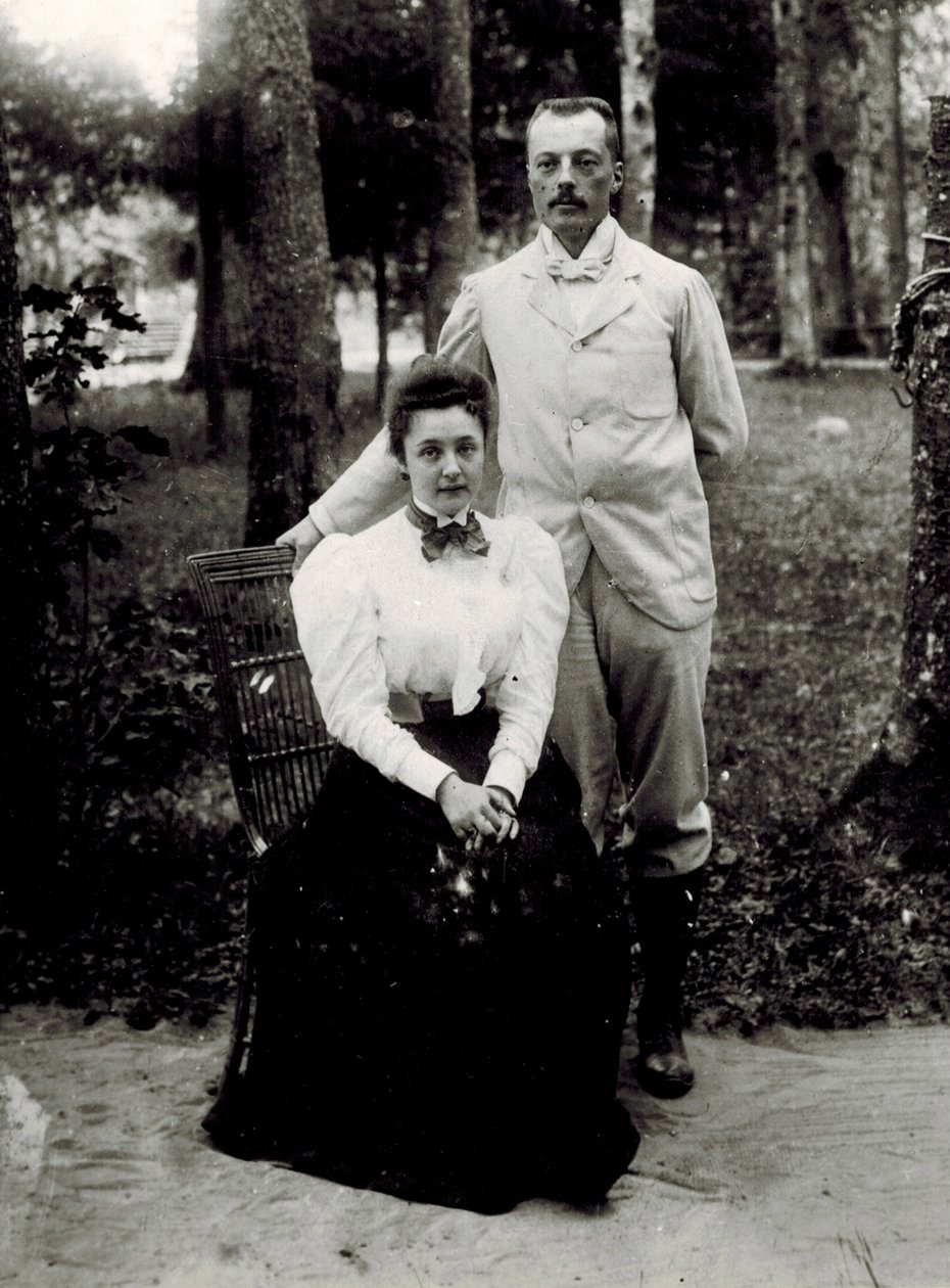 Vladimir Dmitrievich Nabokov (1870-1922) og Elena Ivanovna Rukavishnikova (1876-1939), Anonym. Fotograf, ca 1896, Museum for regionale studier, Rozhdestveno af Unknown photographer
