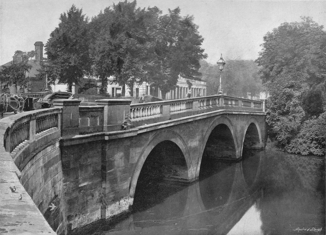 Leamington Bridge, c1896 af Valentine and Sons Ltd