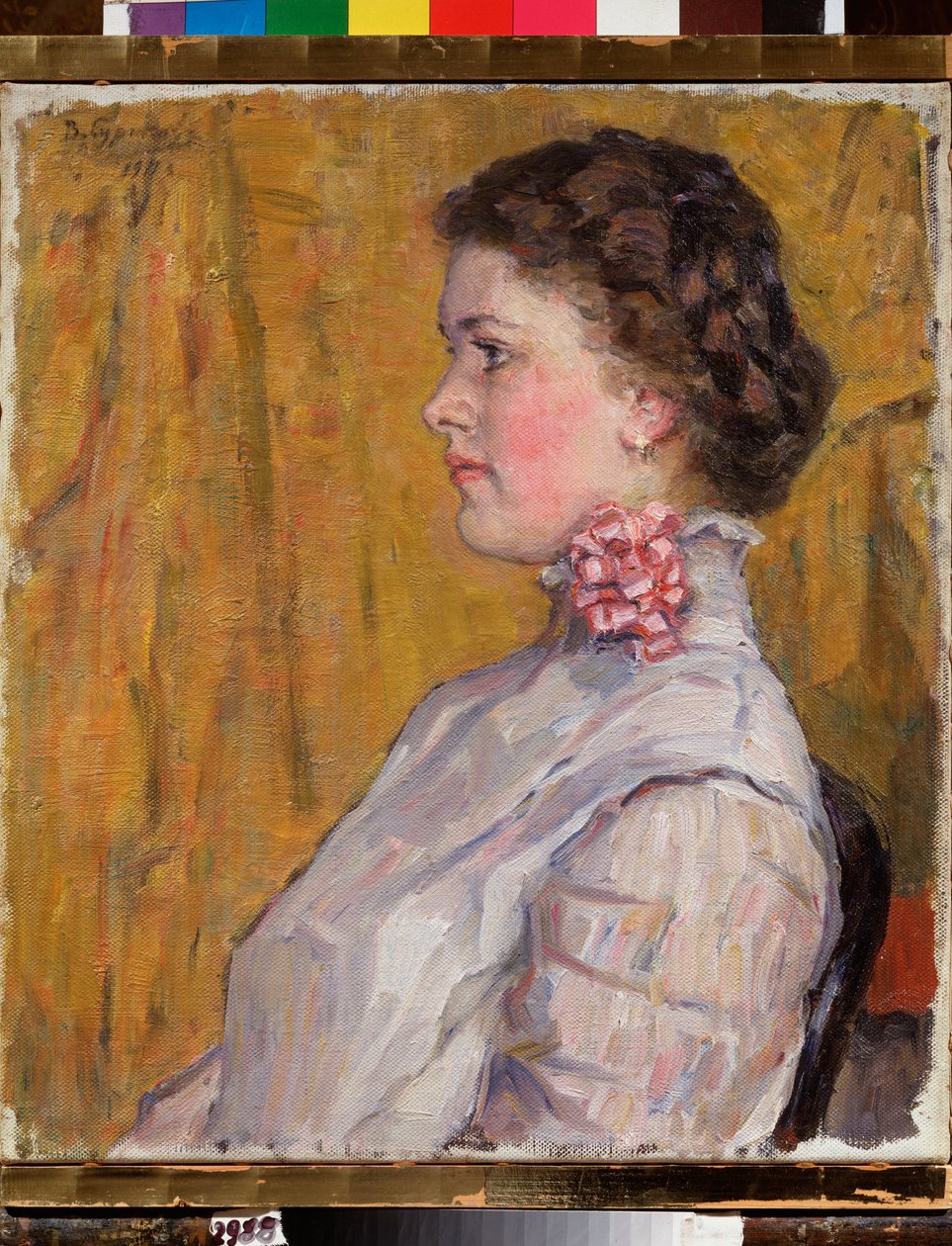 Portræt af en kvinde på en gul baggrund (Kvindeportræt på en gul baggrund) - Maleri af Vasilli Ivanovich Surikov (Vasily Surikov eller Vassili Surikow) (1848-1916), olie på lærred af Vasilij Ivanovic Surikov