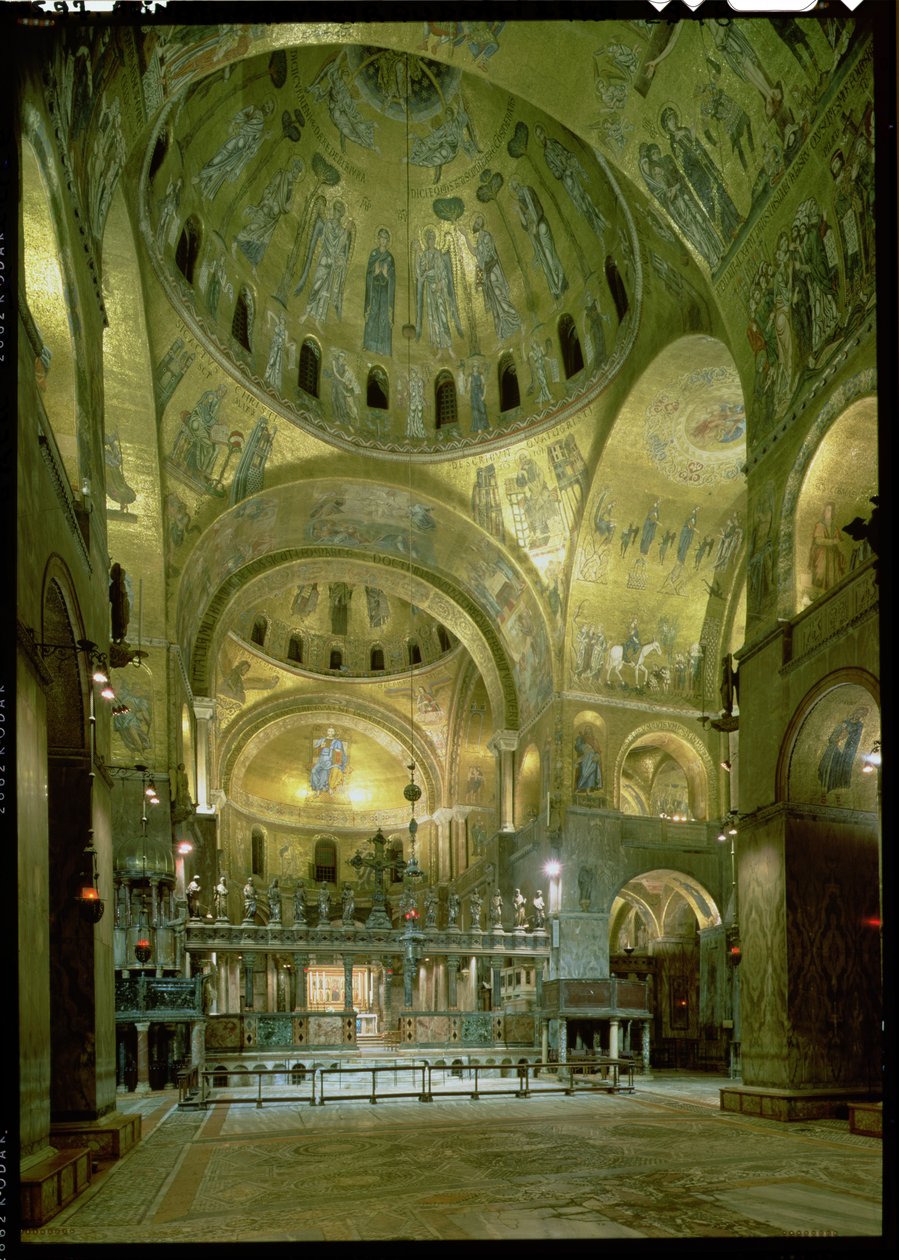 Indvendigt billede af skibet (mosaik) af Byzantine School