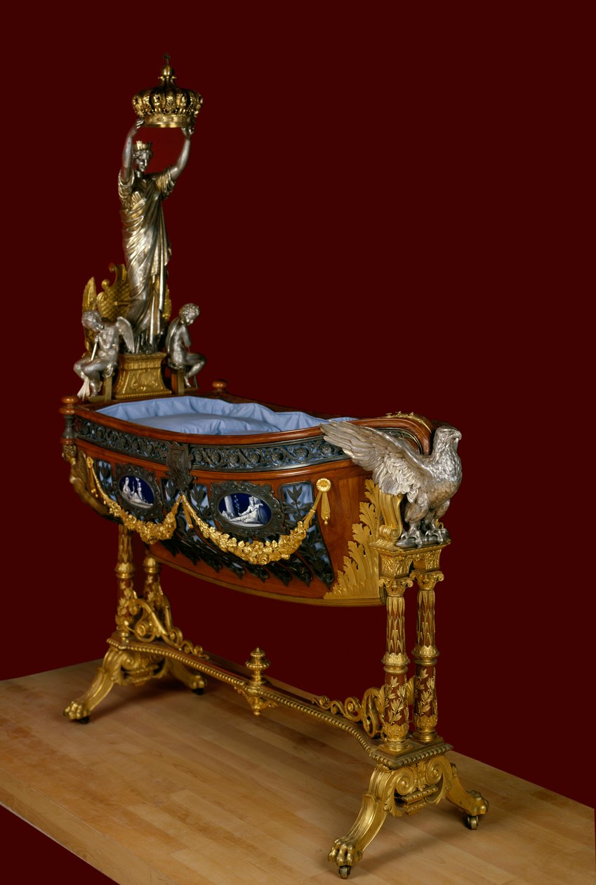 Den kejserlige prins Eugene Louis Josephs vugge (1856-1879), søn af Napoleon III, lavet i sølv, emalje, bronze og træ af arkitekten Victor Balard efter model af kongen af Roms vugge. 1856 Paris, Musee Carnavalet af Victor Baltard