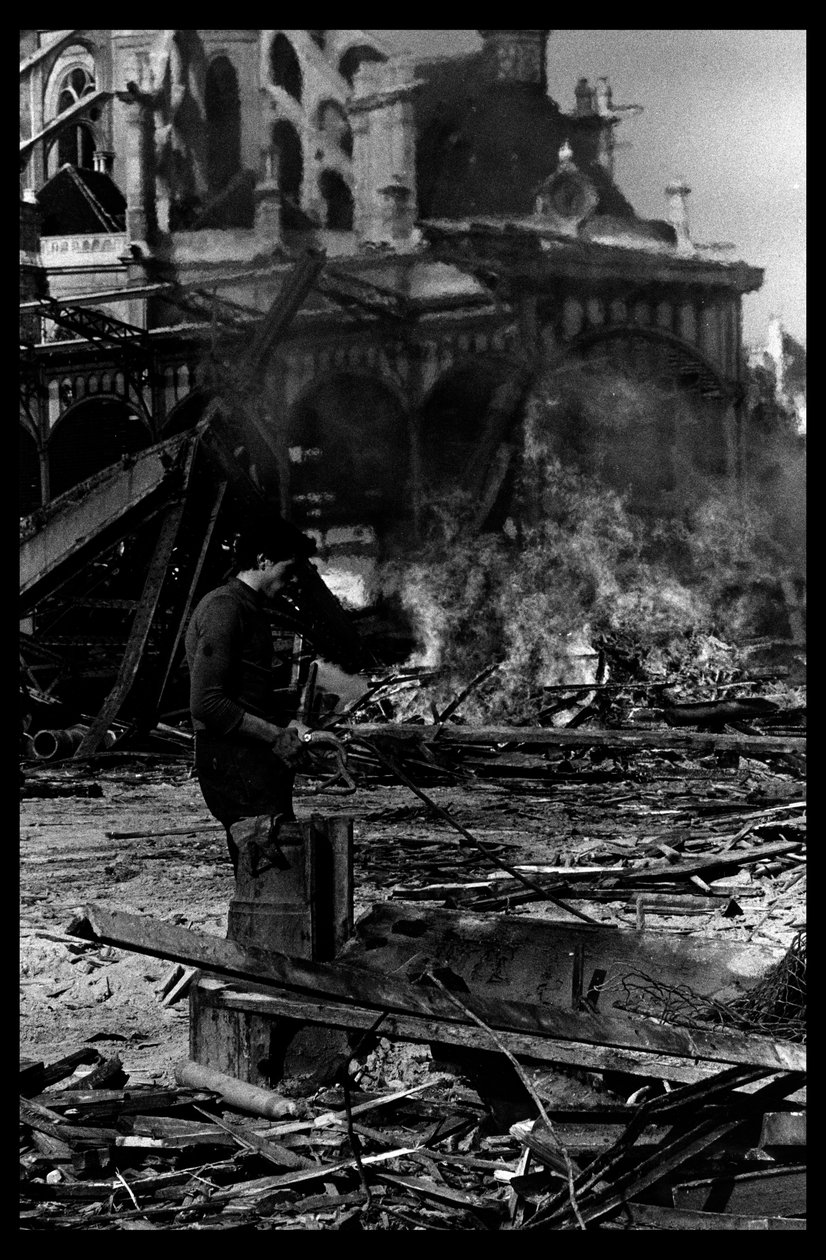Nedrivning af det centrale marked i Paris, i august 1971 (b/w foto) af Victor Baltard