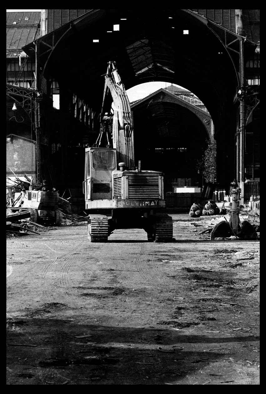 Nedrivning af det centrale marked i Paris i august 1971 (s/h foto) af Victor Baltard