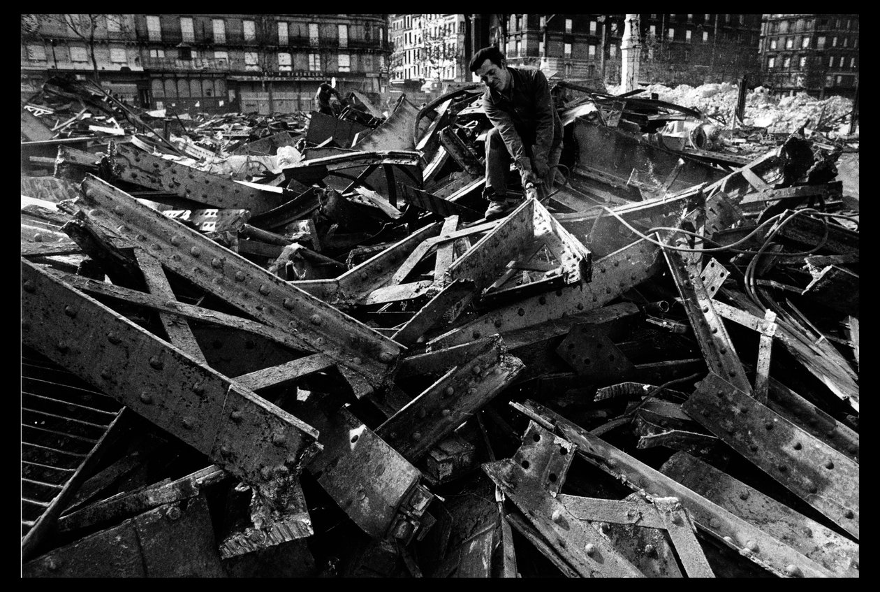Nedrivning af det centrale marked i Paris i august 1971 (s/h foto) af Victor Baltard