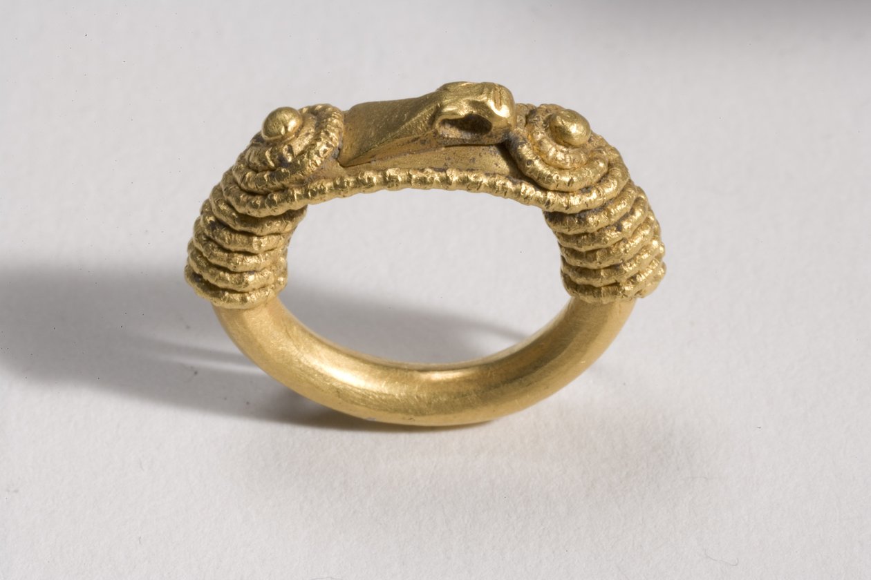 Ring, ca. 10. århundrede e.Kr. (guld) af Viking