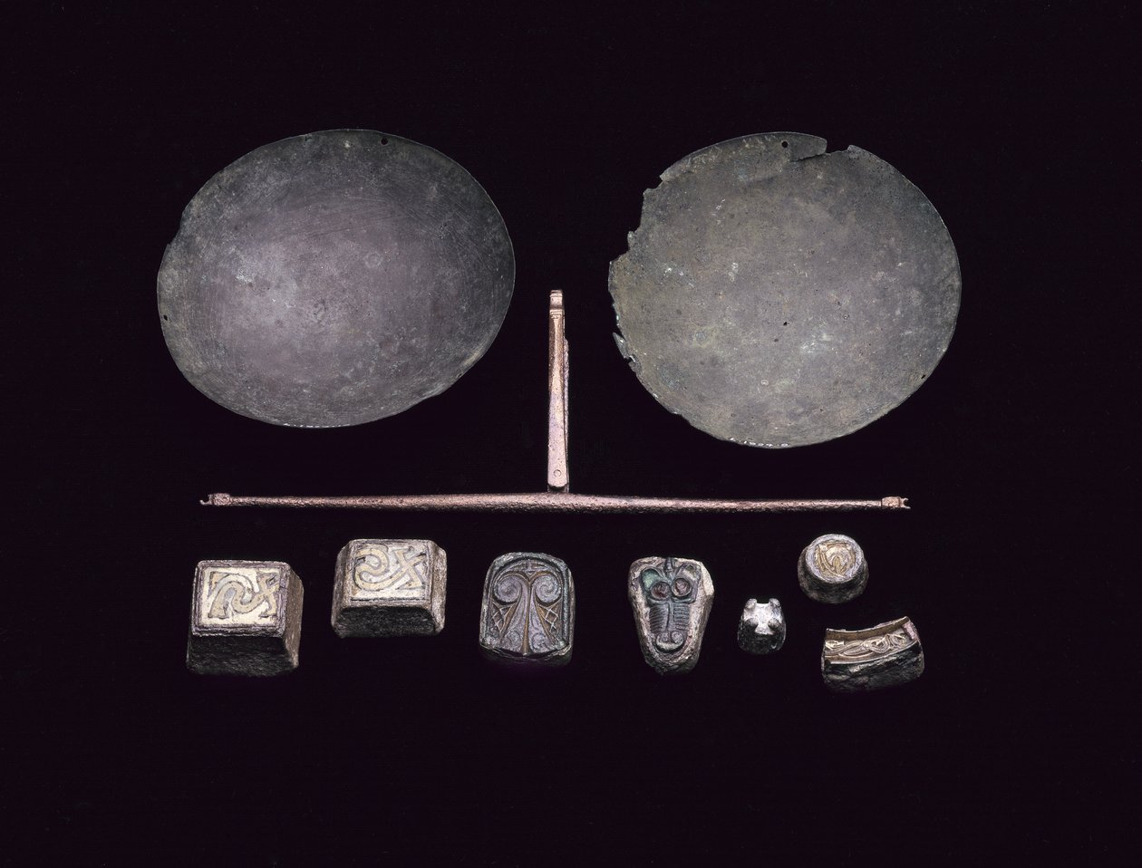 Balancestråle til et sæt vægte, fra en vikingebådsbegravelse ved Kiloran Bay, Colonsay, Argyll, 875-925 AD (bronze) af Viking Viking