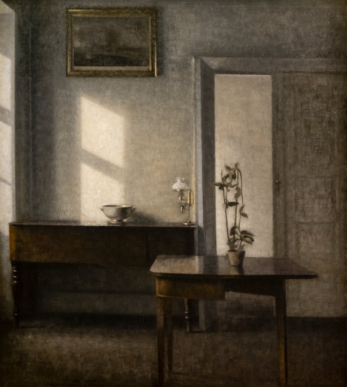 Interiør med blomsterhavn, Bredgade 25 af Vilhelm Hammershoi