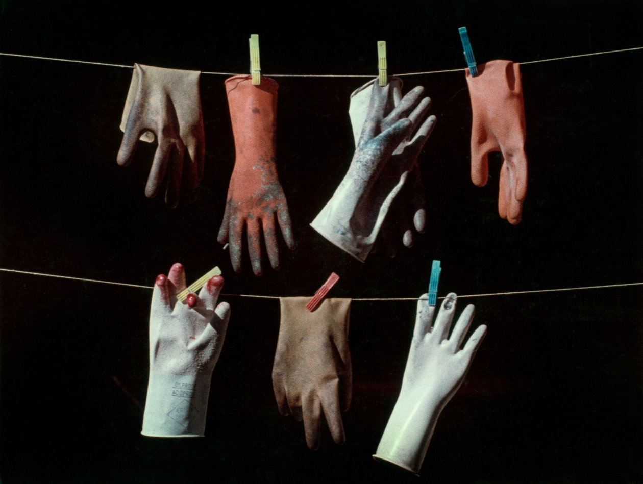 "Handsker." af Vincenzo Balocchi