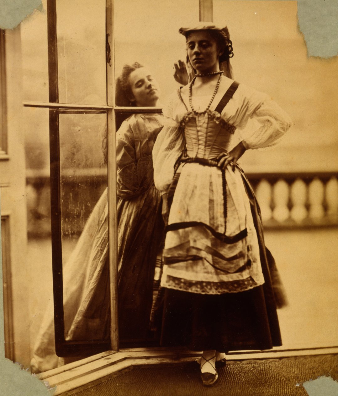 Studie af en pige i bondedragt, ca. 1855-65 af Viscountess Hawarden