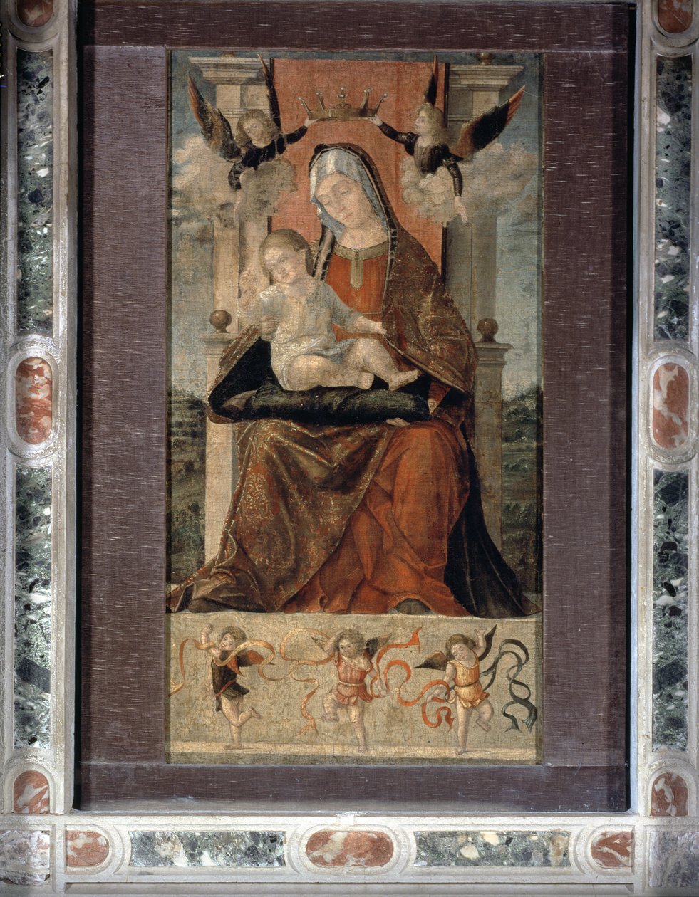 Jomfru og barn på tronen med fem engle af Vittore Carpaccio