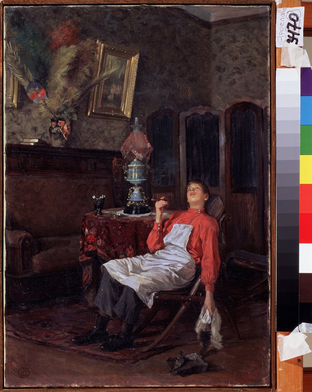I ejerens fravær. En ung tjener, med forklæde og rengøringsredskab, ligger sammensunket på en stol og ryger en cigar. Maleri af Vladimir Yegorovich Makovsky (Makovsky, Makovskij) (1846-1920), olie på lærred, ca. af Vladimir Egorovic Makovsky