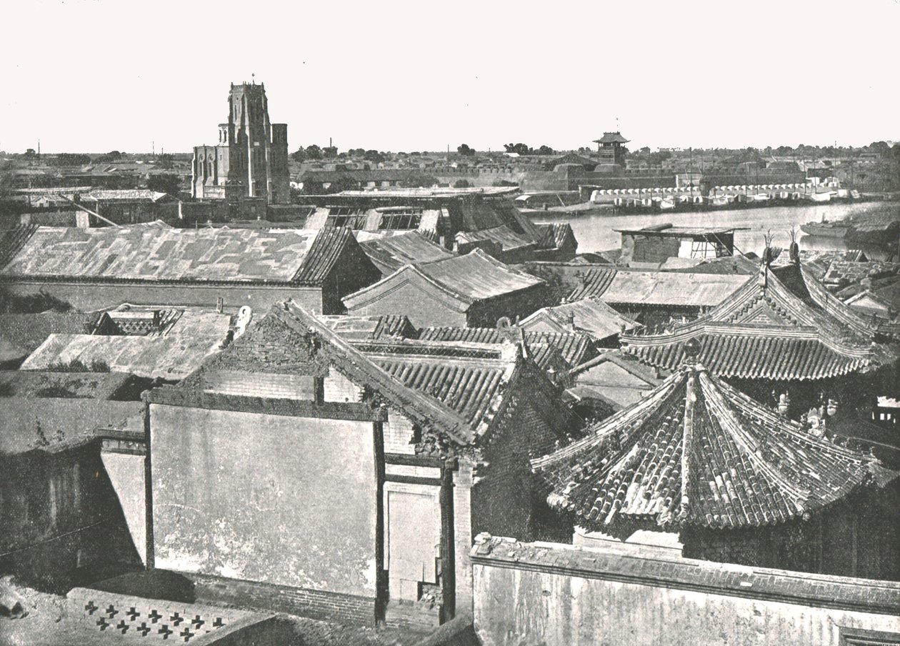 Generelt billede, der viser ruinerne af katedralen, Tien-Tsin, Kina, 1895. af W and S Ltd