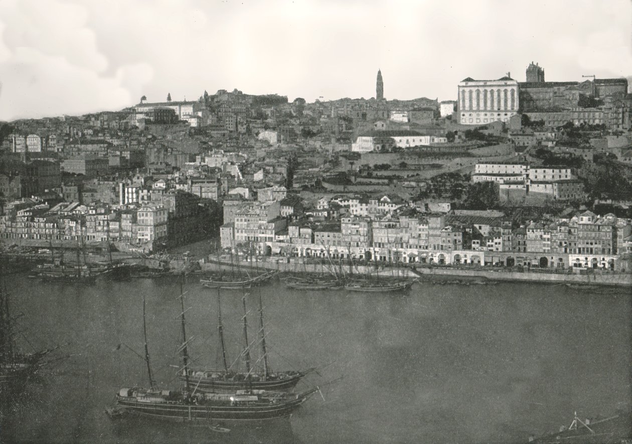 Panorama over byen Porto, Portugal, 1895. af W and S Ltd
