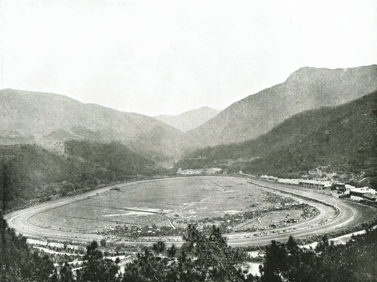 Væddeløbsbanen fra Morrisons Hill, Hong Kong, 1895. af W and S Ltd