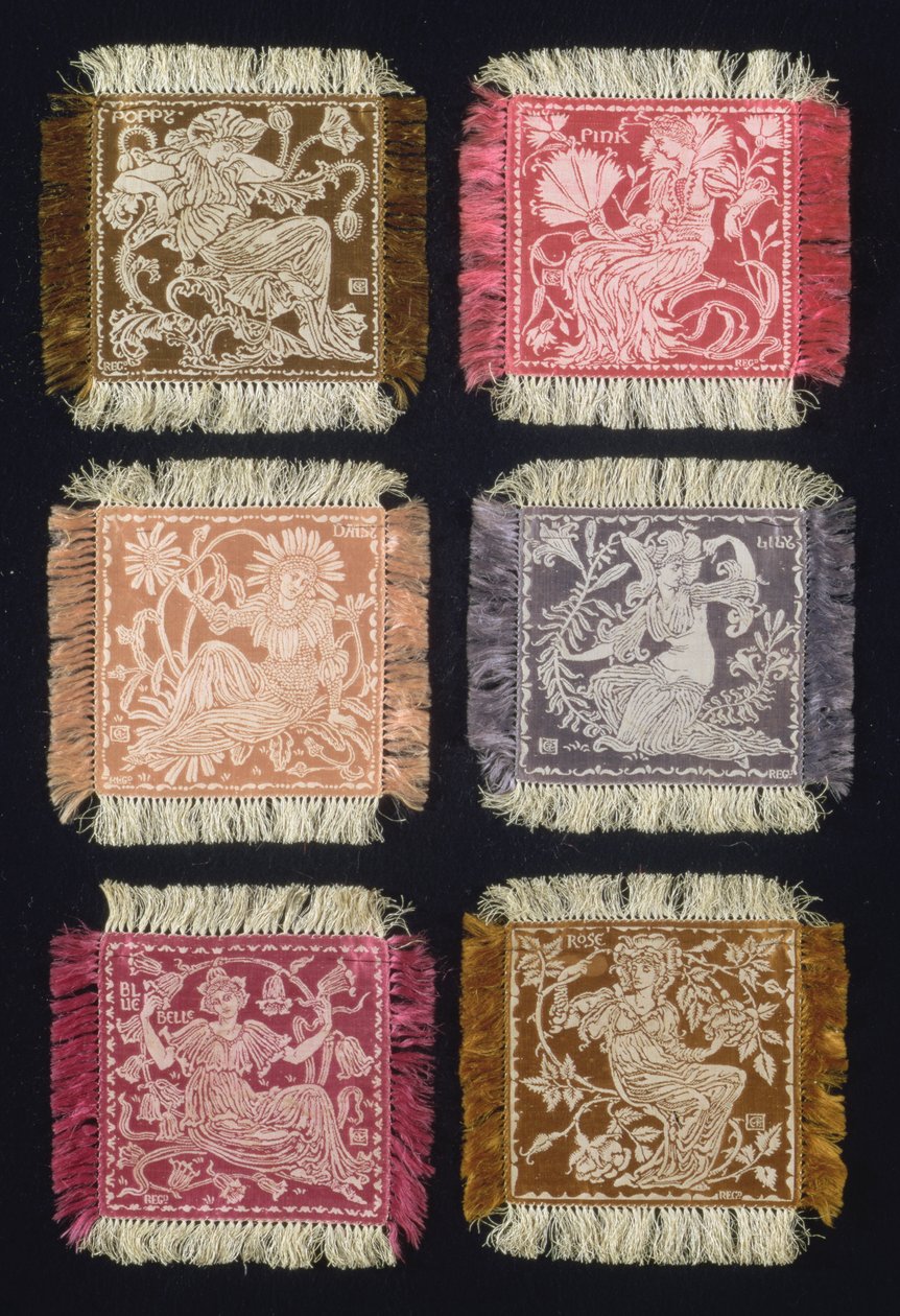 Floras Retinue, sæt med seks dessertservietter, Rose, Lily, Daisy, Poppy, Pink og Bluebell, fremstillet af John Wilson & Sons, 1893 (silkedamask) af Walter Crane