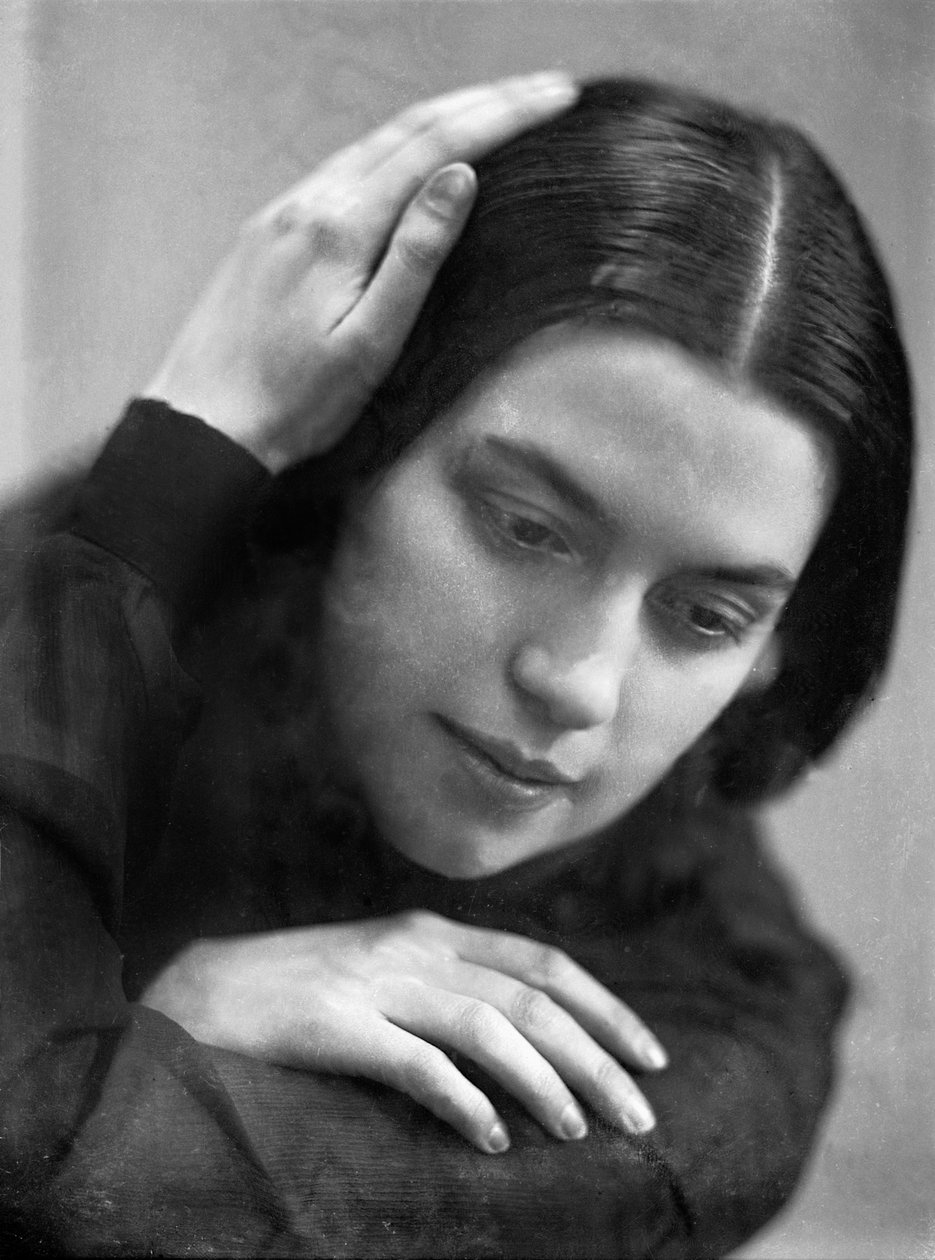 Portræt af Anita Pittoni, ca. 1940 (s/h-foto) af Wanda Wulz