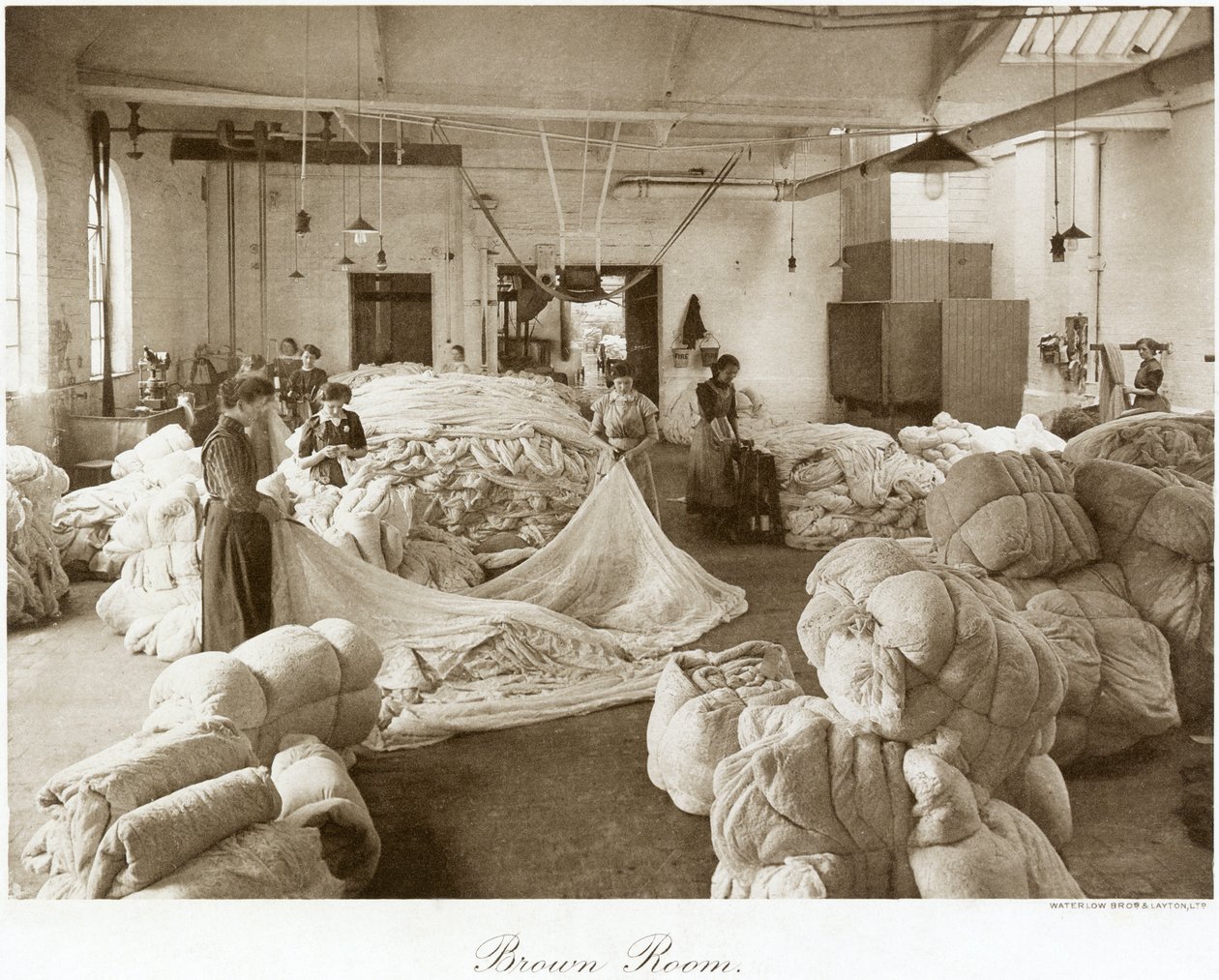 Brown Room, Thomas Adams Lace Factory, Stoney Street, Nottingham, Nottinghamshire, 1914 af Waterlow Bros and Layton Ltd