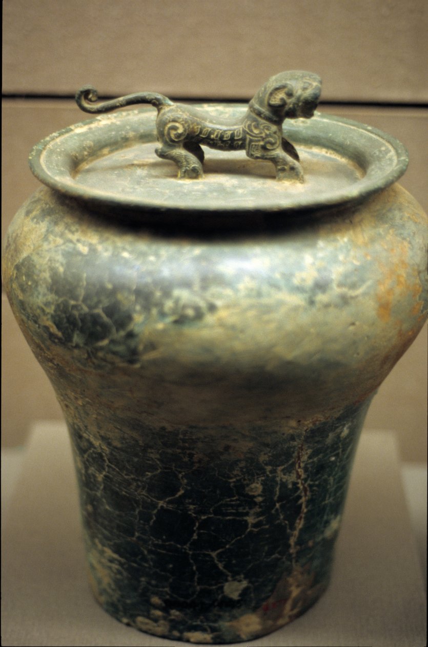 Vinvase i form af en krukke med en tiger på toppen af Western Zhou Dynasty Chinese School