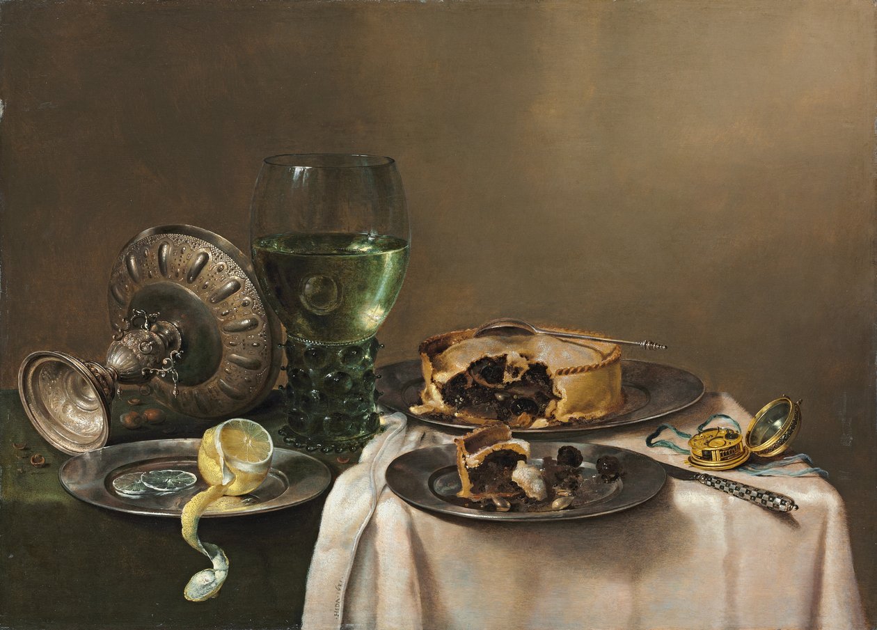 Pronk stilleben, med en roemer, en opadvendt sølvtazza, en halvskrællet citron på en tintallerken, med en tærte, et ur og en kniv, 1631 af Willem Claesz. Heda