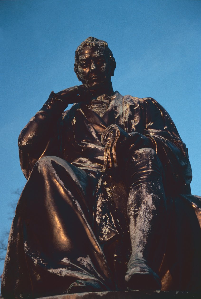 Detalje af statue af Dr. Edward Jenner 1749-1823 bronze se også 155198 af William Calder Marshall