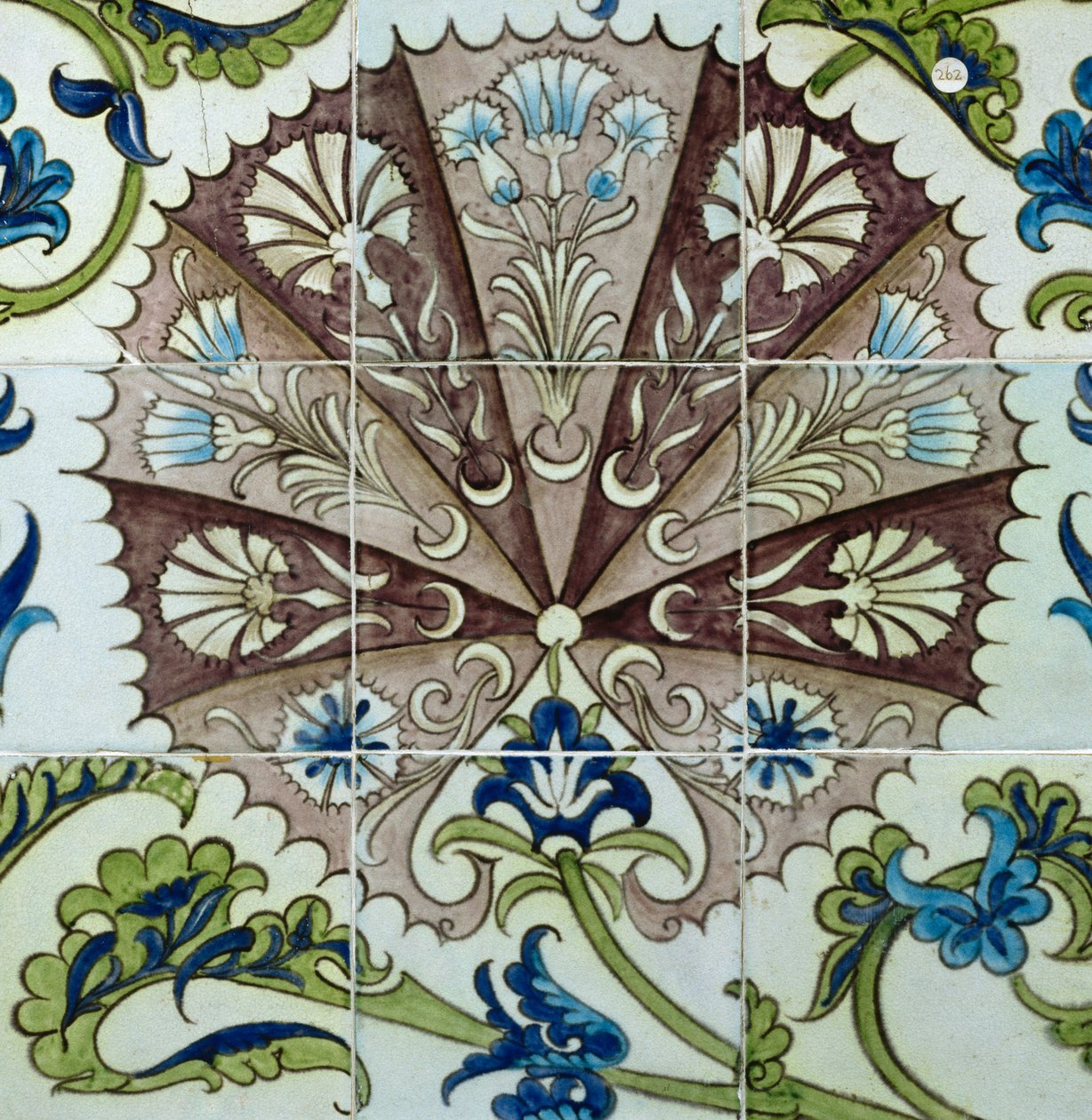 Flisepanel med blomsterdesign (keramik) af William de Morgan