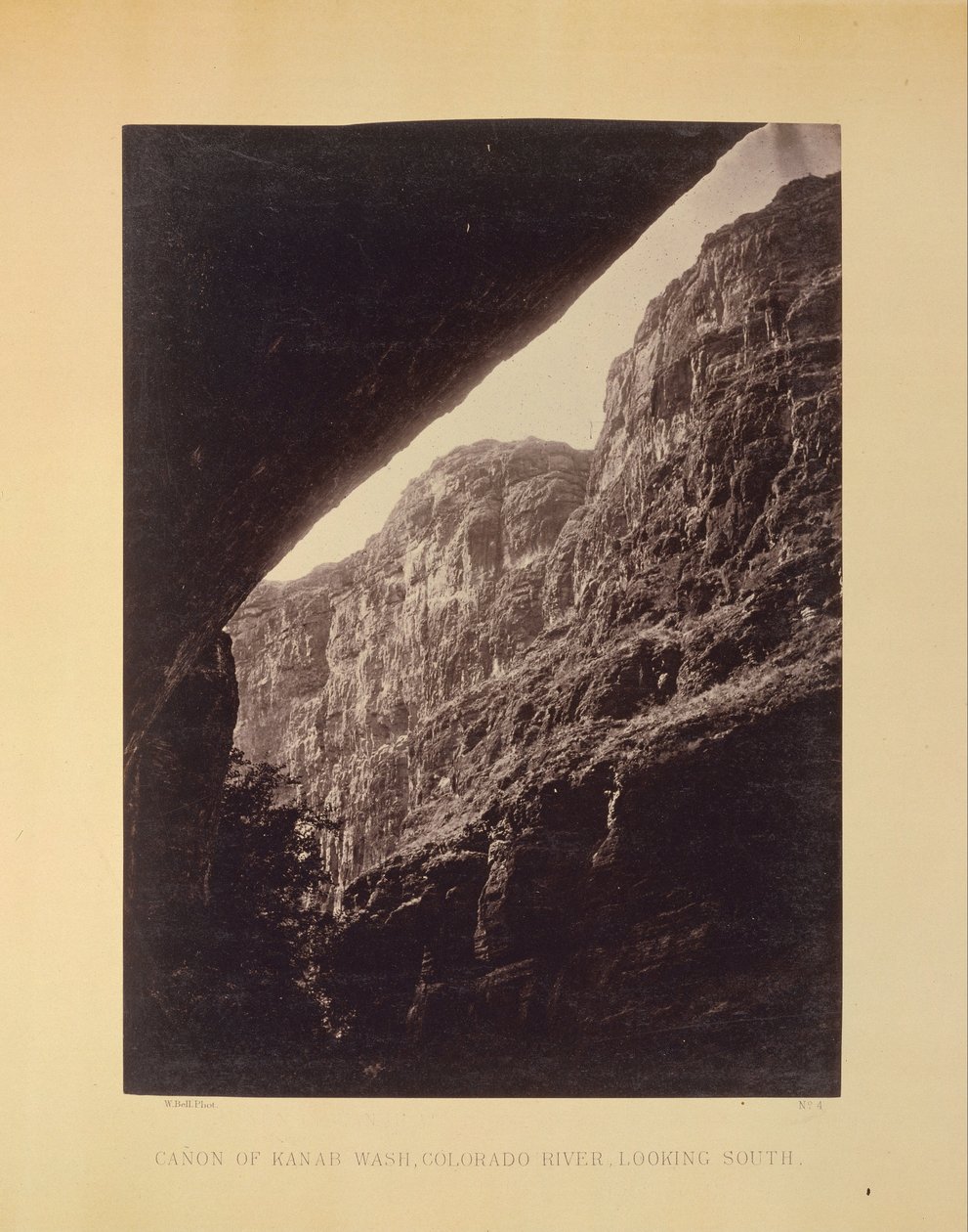 Cañon of Kanab Wash, Colorado River, Ser syd af William H. Bell
