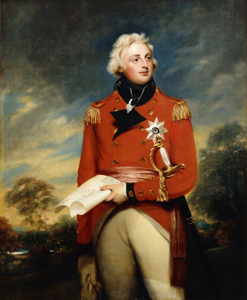 Portræt af William Frederick, 2. hertug af Gloucester, trekvart længde, iført uniformen af oberst af 3. garder og bryststjernen af strømpebåndsordenen og holder en kampagneplan, i et skovklædt landskab, af William Beechey