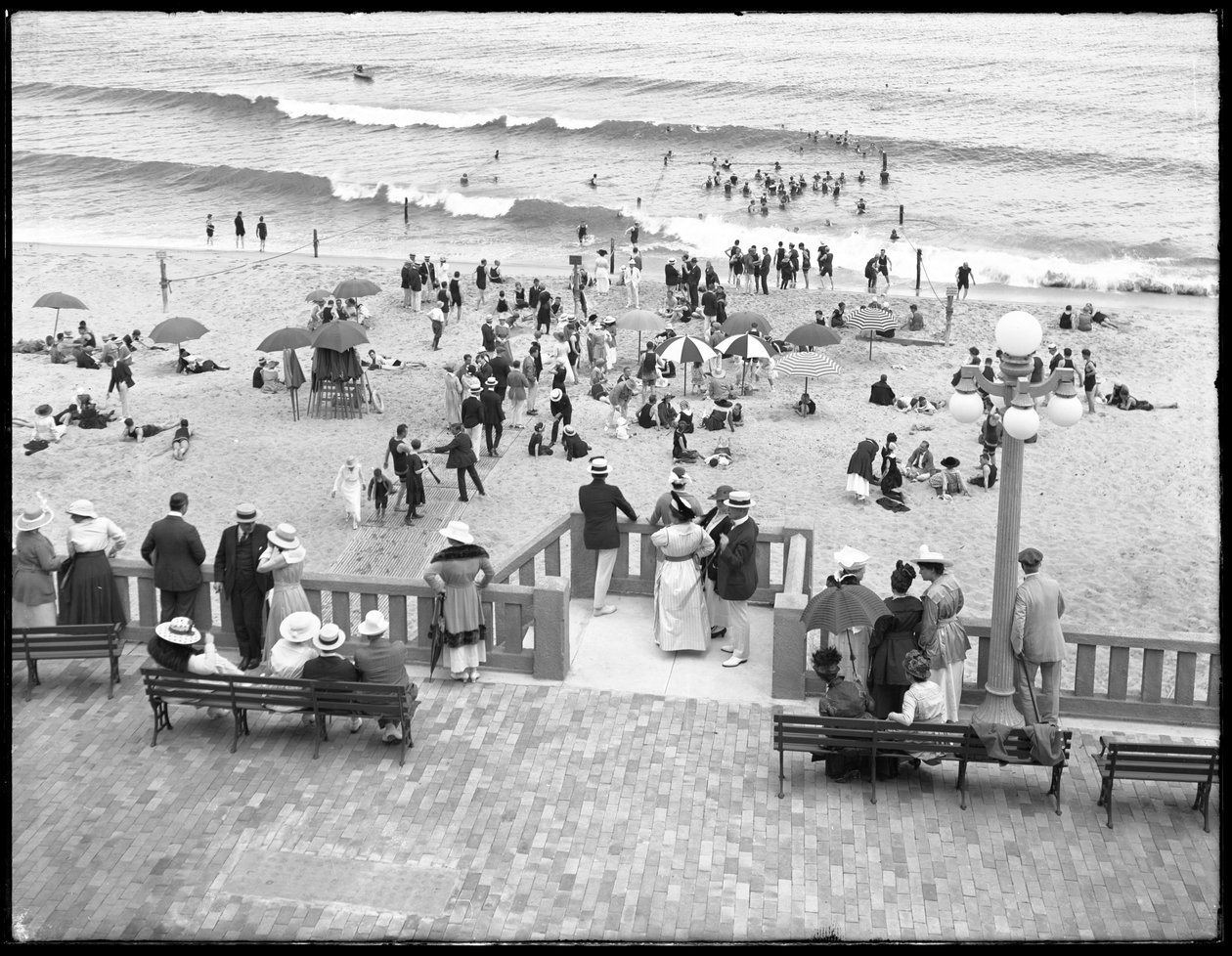 Strandgæster og badegæster, Deal, New Jersey, juli 1916 af William Davis Hassler