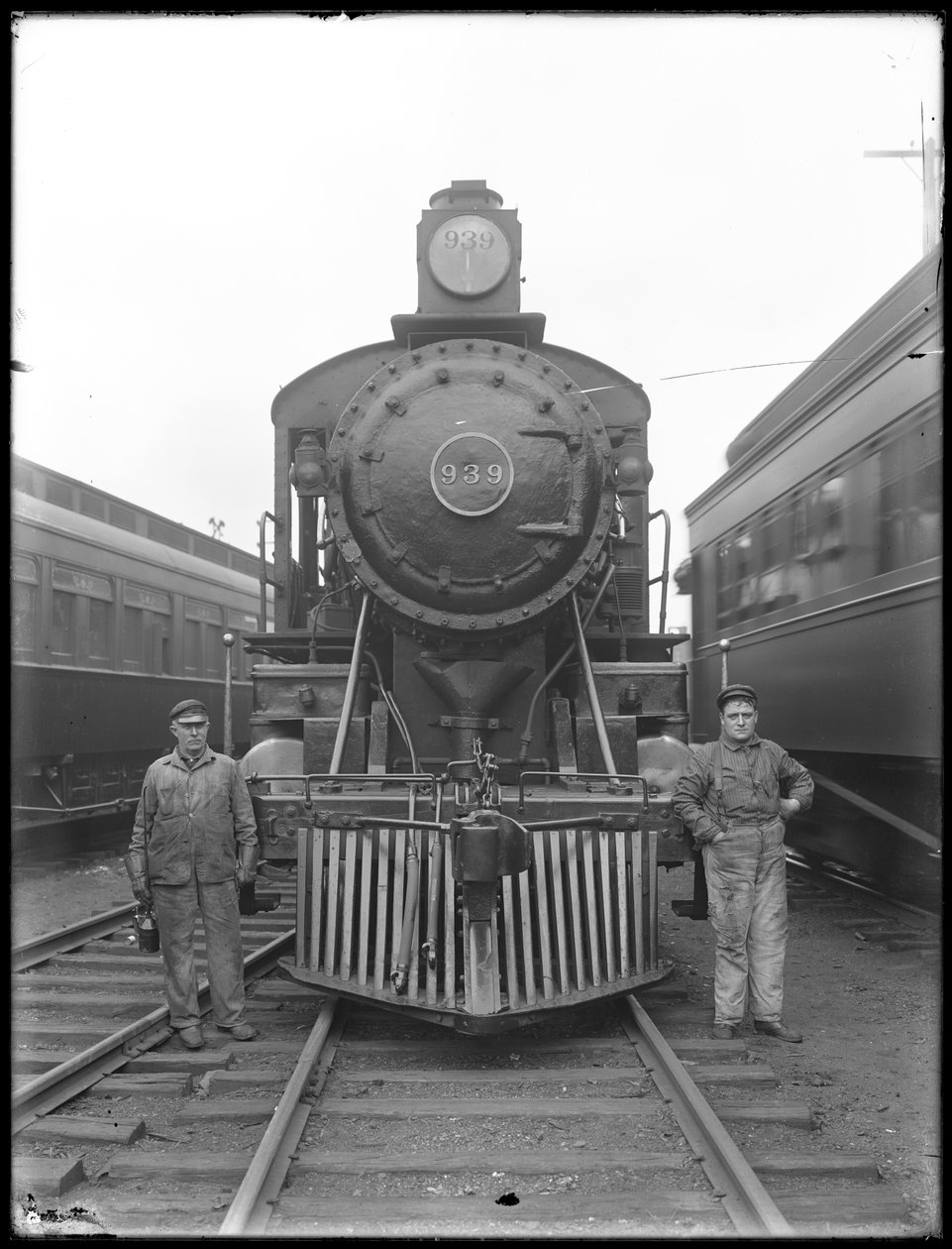 Erie Railroad lokomotiv, frontalt, ca. 1911-12 af William Davis Hassler