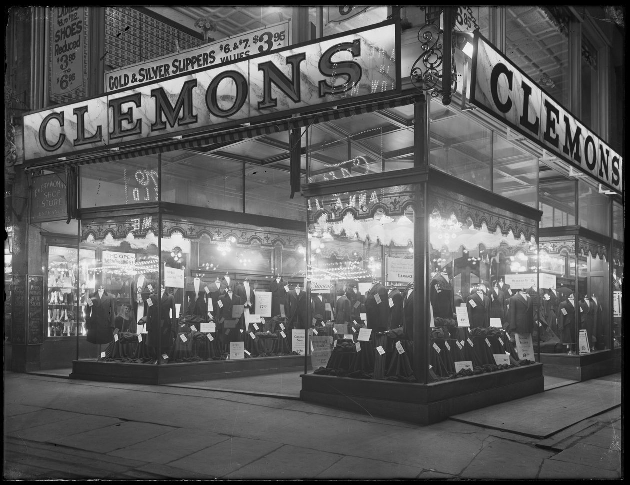 Skilt og butiksfacade til skrædderen Clemons, New York City, 6. januar 1917 af William Davis Hassler