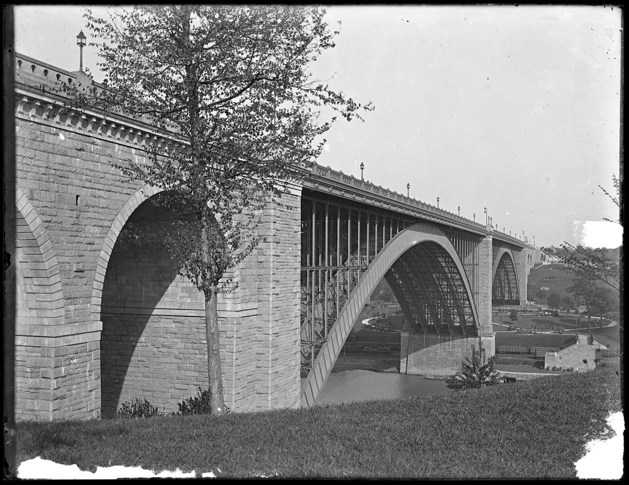 Washington Bridge, Harlem-floden, ca.1912 af William Davis Hassler