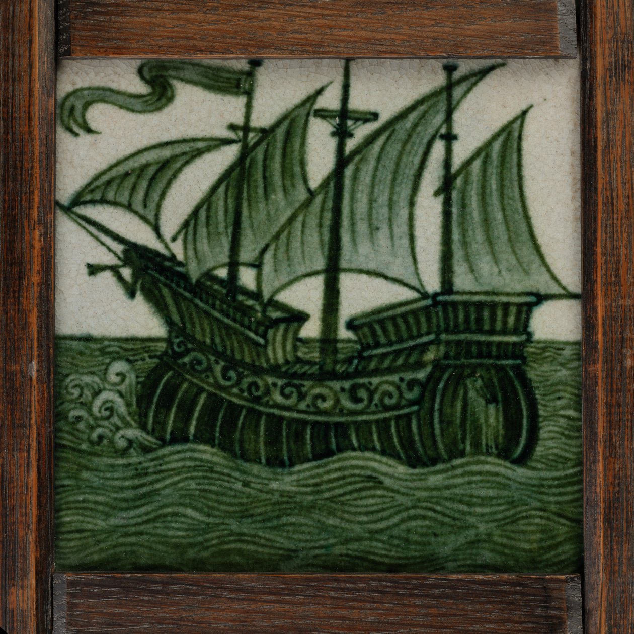 Flisepanel af skibe i fuld sejl, i ramme, ca. 1865-80 (keramik) af William de Morgan