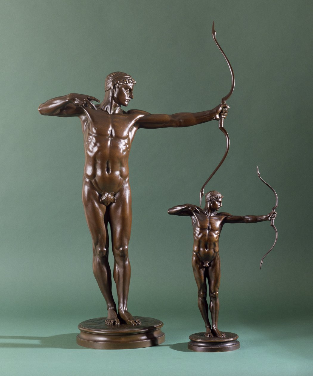 To Teucere af William Hamo Thornycroft