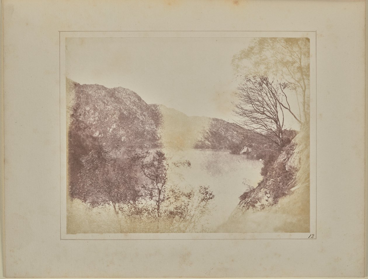 Hul Katrine af William Henry Fox Talbot
