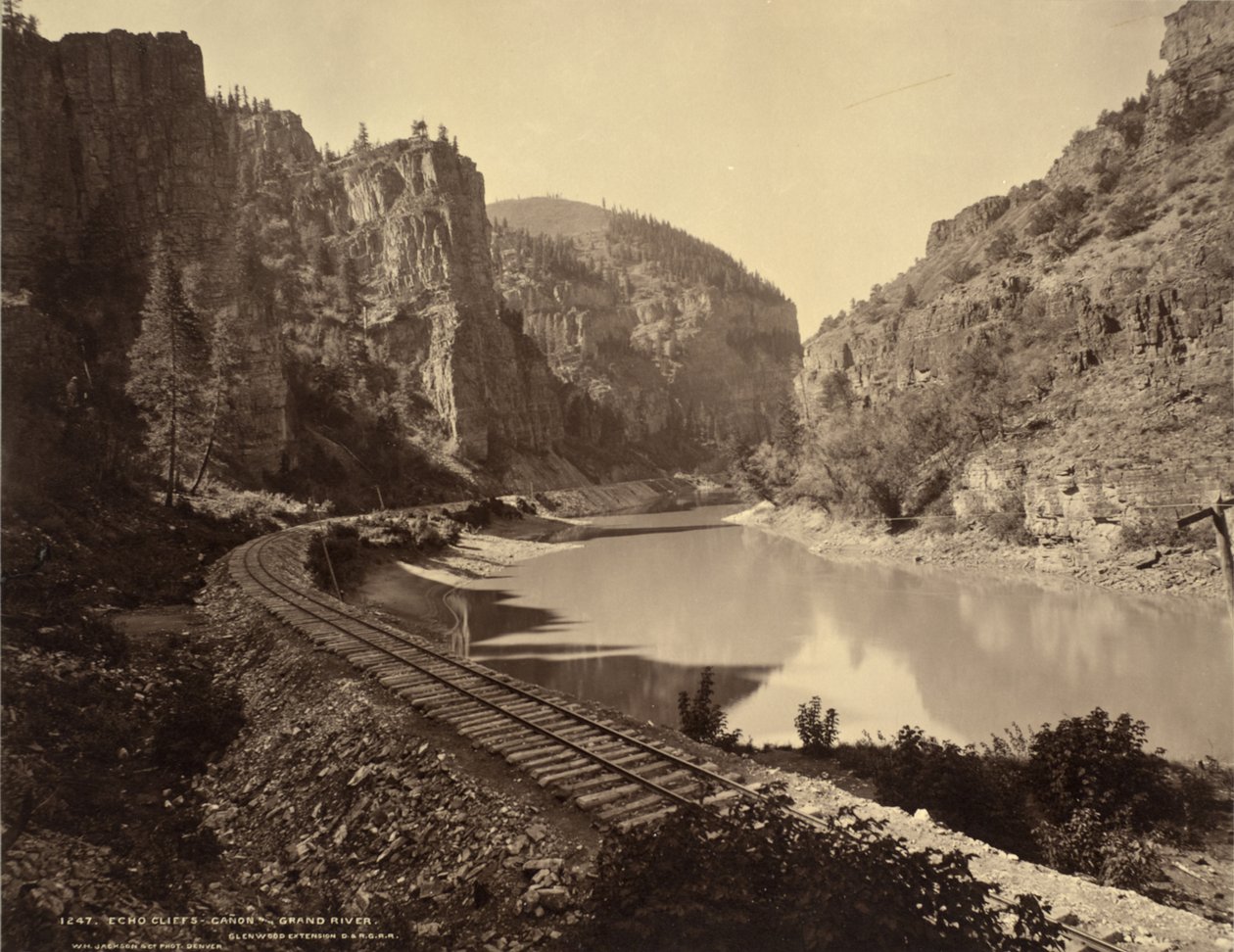 Echo-klipperne, Grand Rivers kløft, Glenwood-forlængelsen, D.&R. G.R.R. af William Henry Jackson