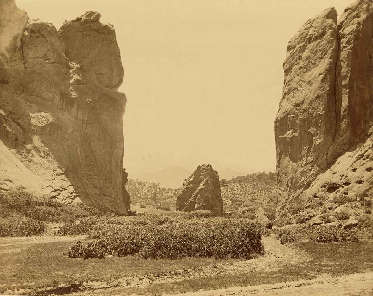Porten til Garden of the Gods og Pikes Peak af William Henry Jackson