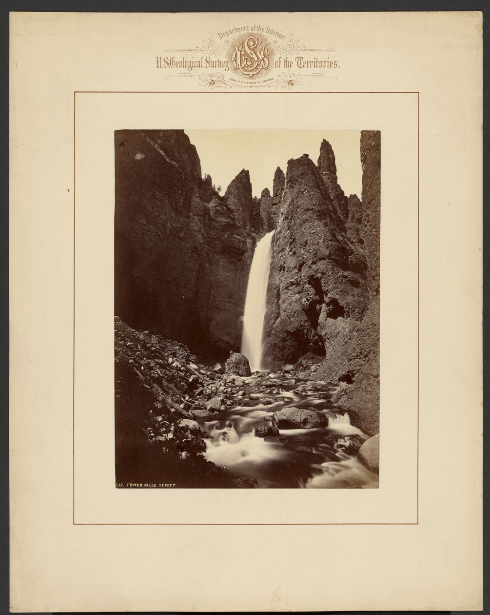 Tower Falls, 115 fod af William Henry Jackson