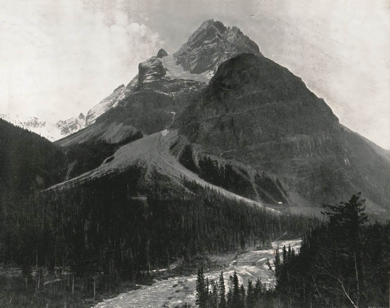 Rocky Mountains: Mount Stephen, Canada, 1895. af William Notman and Son