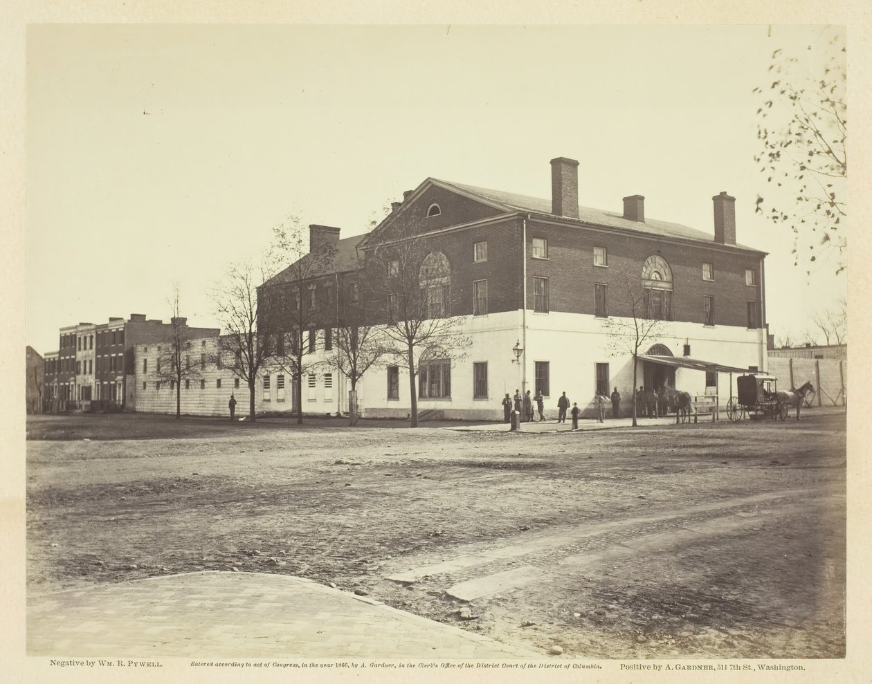 Old Capitol Prison, Washington, 186165. af William R. Pywell