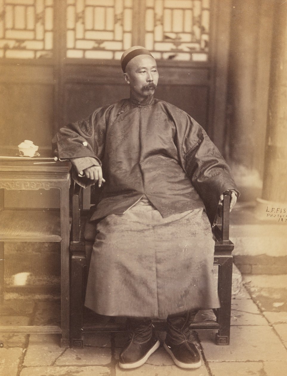 Fjernøsten: Et månedsblad, illustreret med fotografier, 1870