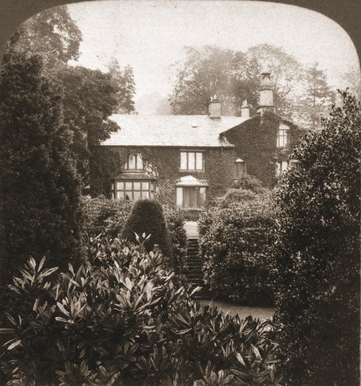 Rydal Mount, William Wordsworths hjem, Lake District, England, 1903. af Works and Sun Sculpture Studios