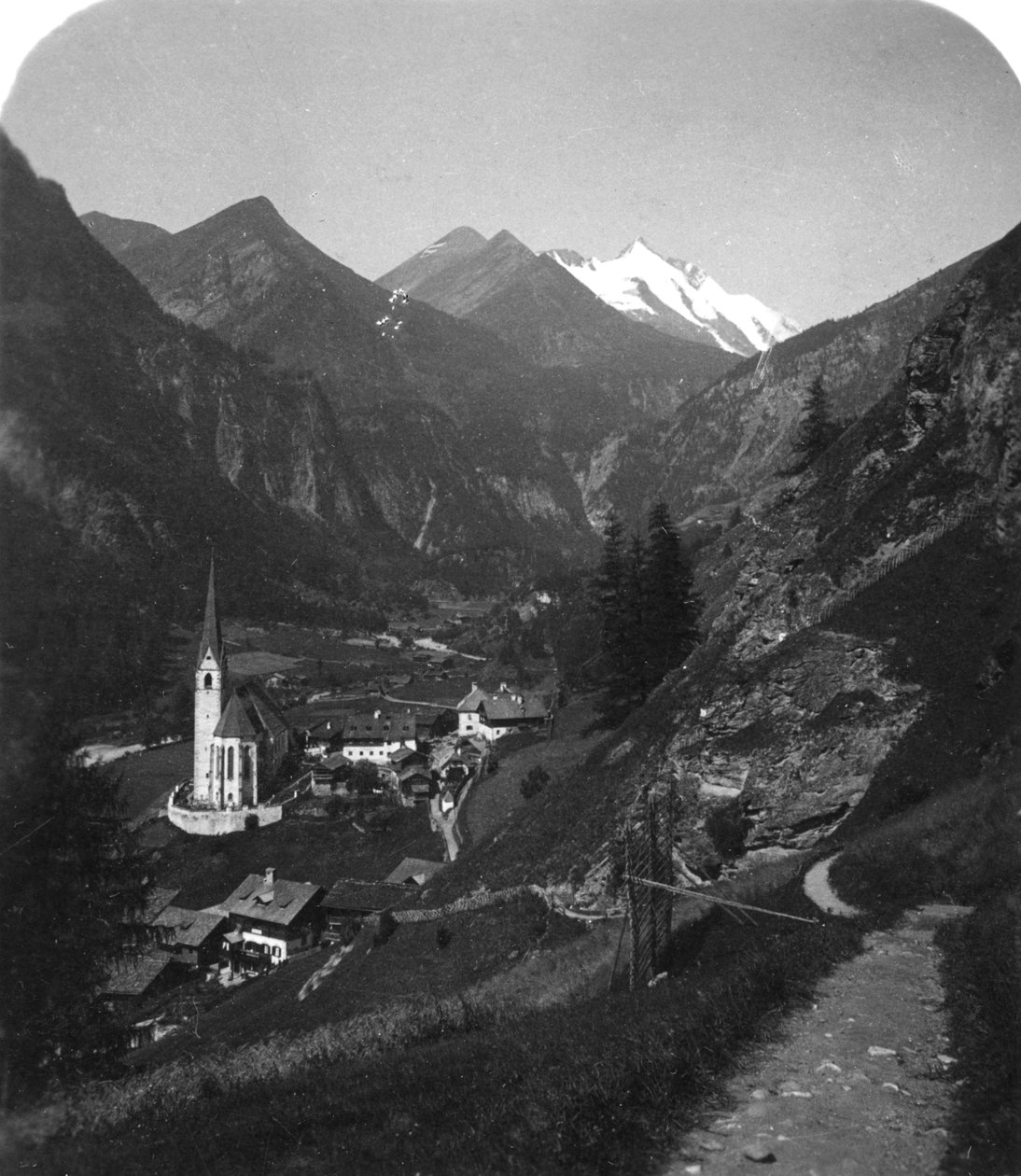 Heiligenblut og Grossglockner, Østrig, omkring 1900-tallet. af Wurthle and Sons