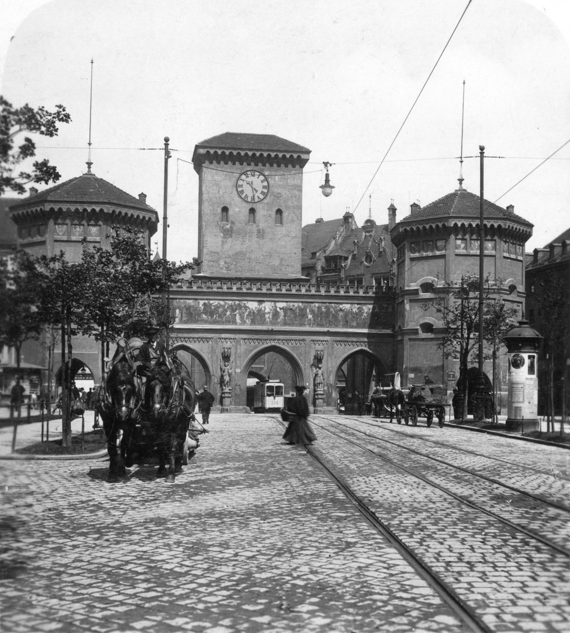 Isartor Isar Gate, München, Tyskland, omkring 1900-tallet. af Wurthle and Sons