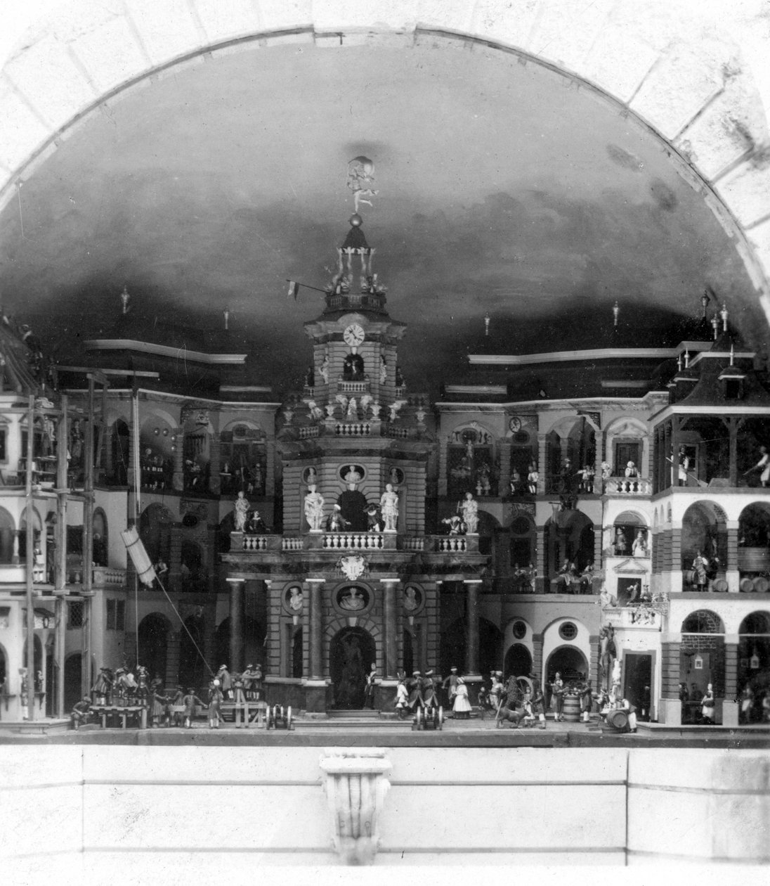 Mekanisk teater, Hellbrunn Slot, Salzburg, Østrig, c1900 af Wurthle and Sons